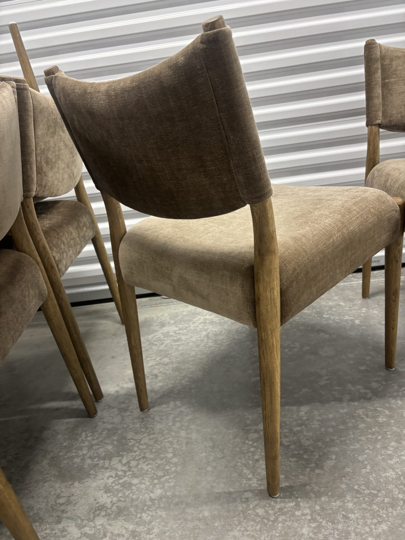 Set of 6 Four Hands Jayla Dining Chairs – Altair Mushroom + Toasted Oak